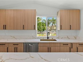 8401 Kester, Panorama City (los Angeles) CA 91402