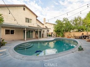 20138 Elkwood Street, Winnetka (los Angeles) CA 91306