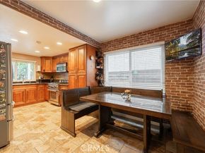 20138 Elkwood Street, Winnetka (los Angeles) CA 91306