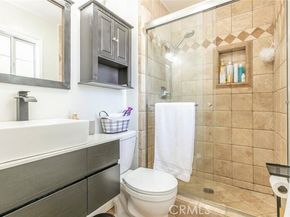 8673 Herrick Avenue, Sun Valley (los Angeles) CA 91352