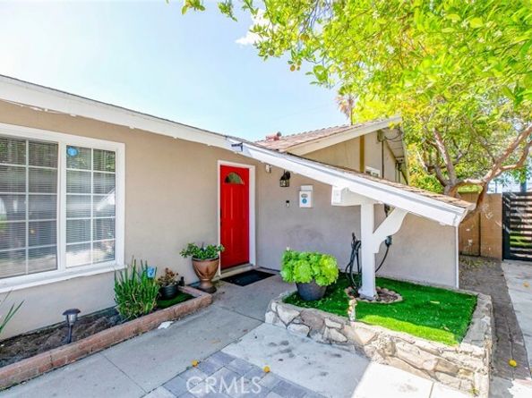 8673 Herrick Avenue, Sun Valley (los Angeles) CA 91352