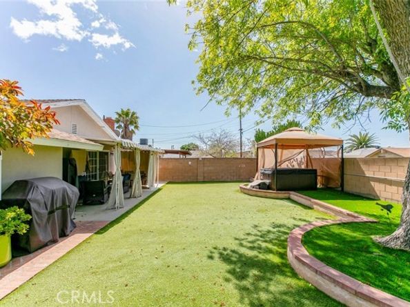 8673 Herrick Avenue, Sun Valley (los Angeles) CA 91352