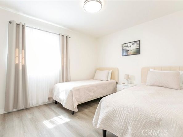 8673 Herrick Avenue, Sun Valley (los Angeles) CA 91352