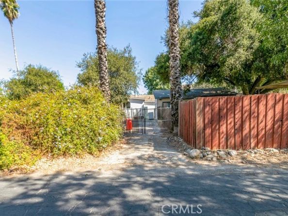 11350 Orcas Avenue, Sylmar (los Angeles) CA 91342