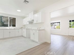 11350 Orcas Avenue, Sylmar (los Angeles) CA 91342