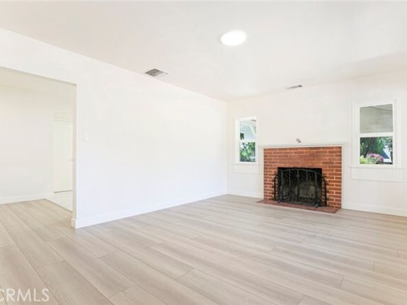 11350 Orcas Avenue, Sylmar (los Angeles) CA 91342