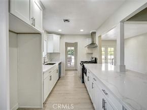 8217 Grove Street, Sunland (los Angeles) CA 91040