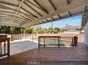 8217 Grove Street, Sunland (los Angeles) CA 91040