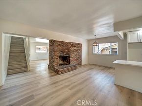 8217 Grove Street, Sunland (los Angeles) CA 91040