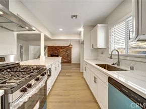 8217 Grove Street, Sunland (los Angeles) CA 91040