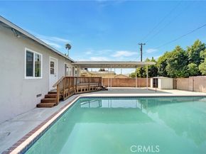 8217 Grove Street, Sunland (los Angeles) CA 91040