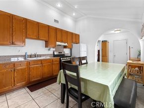 1112 Island Avenue, Wilmington (los Angeles) CA 90744