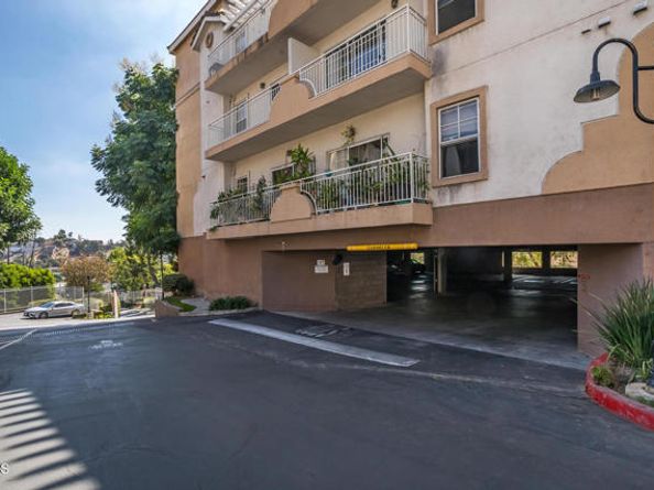 4750 Templeton Street 1211, Los Angeles CA 90032