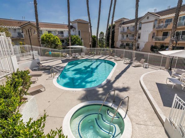 4750 Templeton Street 1211, Los Angeles CA 90032