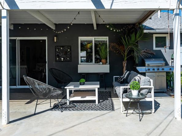 17402 Cohasset Street, Van Nuys (los Angeles) CA 91406
