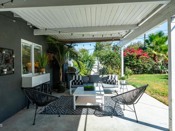 17402 Cohasset Street, Van Nuys (los Angeles) CA 91406