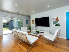 17402 Cohasset Street, Van Nuys (los Angeles) CA 91406