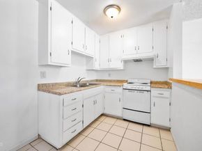 13040 Dronfield Avenue 3, Sylmar (los Angeles) CA 91342