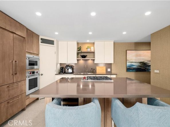 741 Avocado Avenue 101, Corona Del Mar (newport Beach) CA 92625