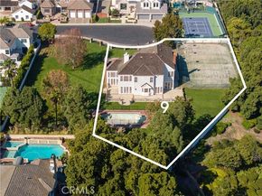 9 Leesbury Court, Newport Beach CA 92660