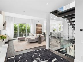 3731 5th Avenue, Corona Del Mar (newport Beach) CA 92625