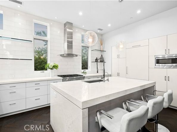 3731 5th Avenue, Corona Del Mar (newport Beach) CA 92625