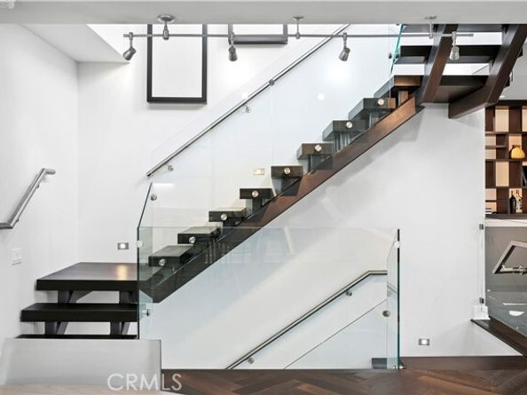 3731 5th Avenue, Corona Del Mar (newport Beach) CA 92625