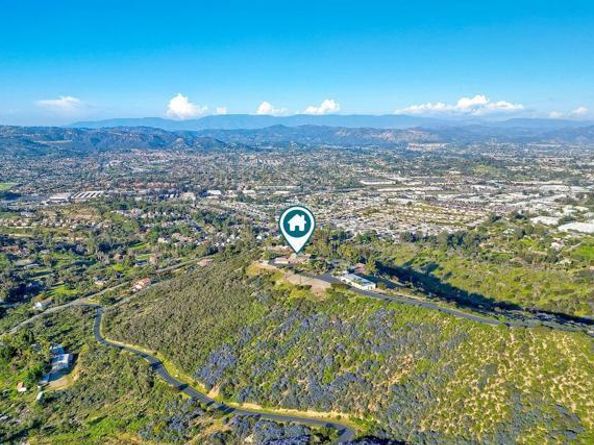 576 Camino De La Cima, San Marcos CA 92078