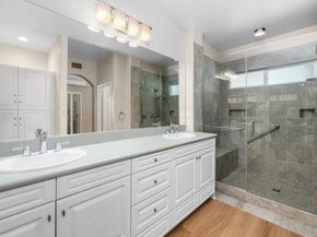 6085 Hillpointe Row, La Jolla (san Diego) CA 92037