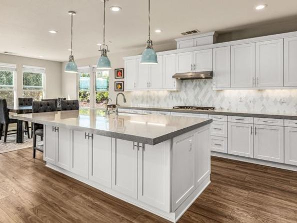 2880 Livery Place, Escondido CA 92029