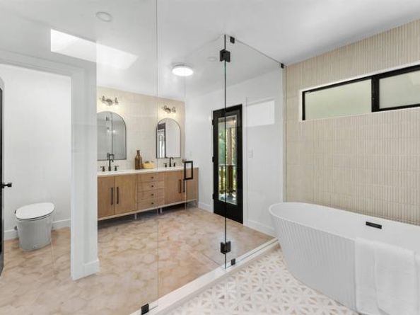 5777 Desert View Drive, La Jolla (san Diego) CA 92037