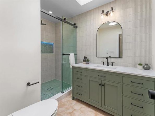 5777 Desert View Drive, La Jolla (san Diego) CA 92037