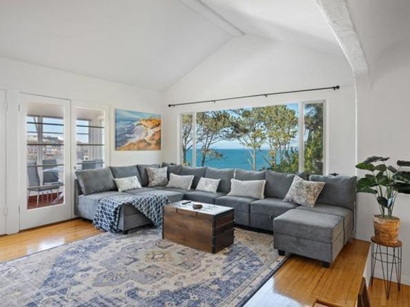 1303 Cave Street, La Jolla (san Diego) CA 92037