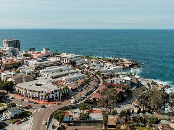 1303 Cave Street, La Jolla (san Diego) CA 92037