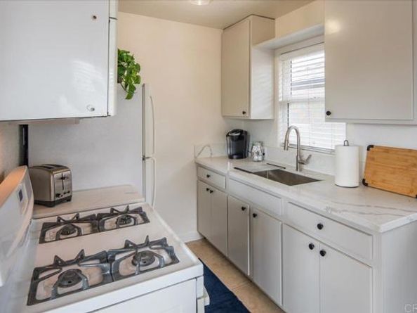 2604 Juan Street, San Diego CA 92110