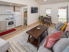 2604 Juan Street, San Diego CA 92110