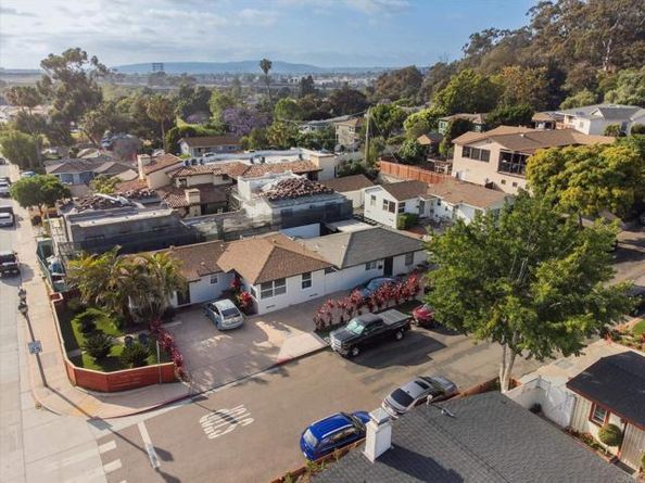 2604 Juan Street, San Diego CA 92110