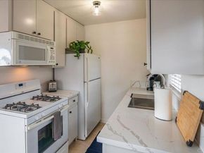 2604 Juan Street, San Diego CA 92110