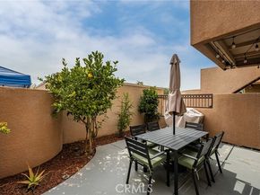 25761 Le Parc 105, Lake Forest (el Toro) CA 92630