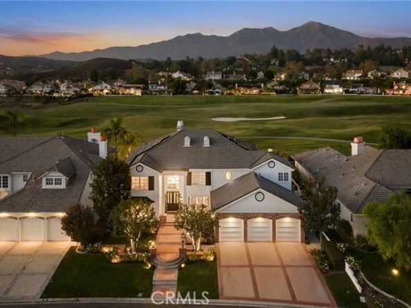 19 Oakbrook, Laguna Hills CA 92679