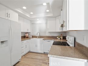 2389 W Via Mariposa 2E, Laguna Woods CA 92637