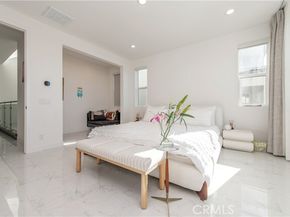 131 Reyes Alley, Lake Forest (el Toro) CA 92630