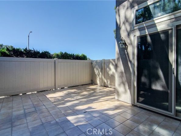 8886 Plumas Circle 1124A, Huntington Beach CA 92646