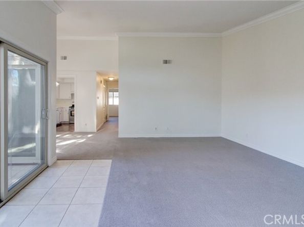 8886 Plumas Circle 1124A, Huntington Beach CA 92646