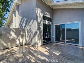 8886 Plumas Circle 1124A, Huntington Beach CA 92646