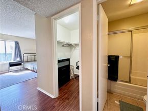 23288 Orange Avenue 5, Lake Forest (el Toro) CA 92630