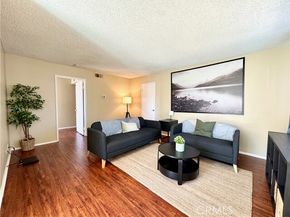 23288 Orange Avenue 5, Lake Forest (el Toro) CA 92630