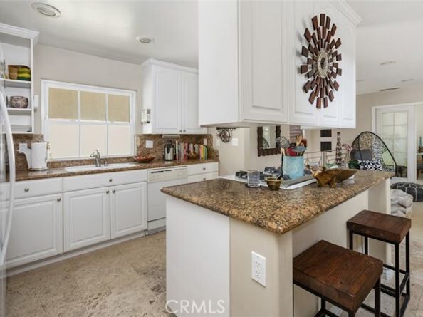 505 Marigold Avenue, Corona Del Mar (newport Beach) CA 92625