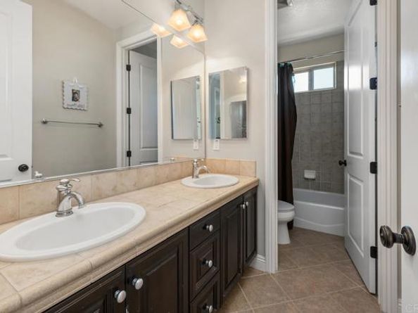 13388 Greenstone Ct, Miramar (san Diego) CA 92131