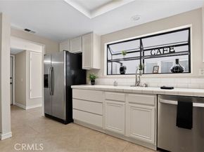 26 Claret 40, Irvine CA 92614